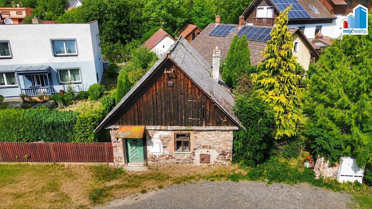 Prodej rodinného domu 40 m², pozemek 69 m², Kamenný Újezd – fotka 1 z 3
