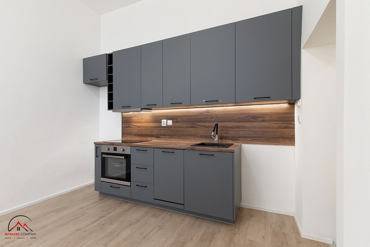 Pronájem bytu 2+kk 37 m², Ostrava – fotka 1 z 3