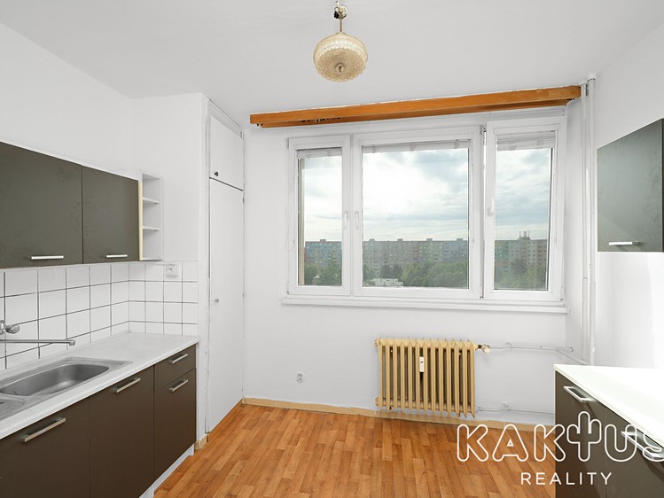 Prodej bytu 1+1, 38 m² (2 z 14)