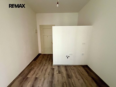 Prodej bytu atypical, 15 m² (2 z 15)