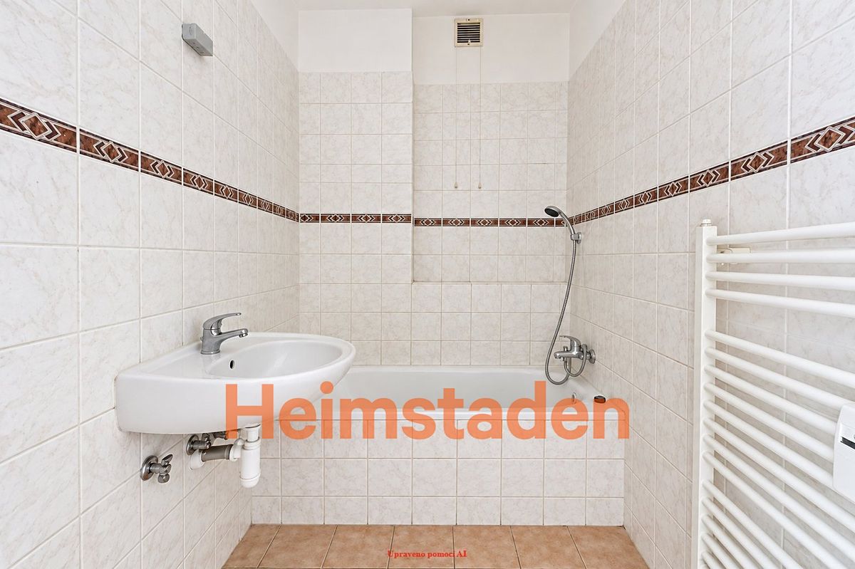 Pronájem bytu 2+1 55 m² – fotografie 4
