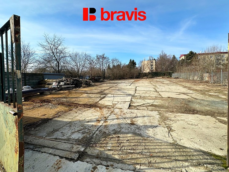 Pronájem pozemku, 500 m² (1 z 6)