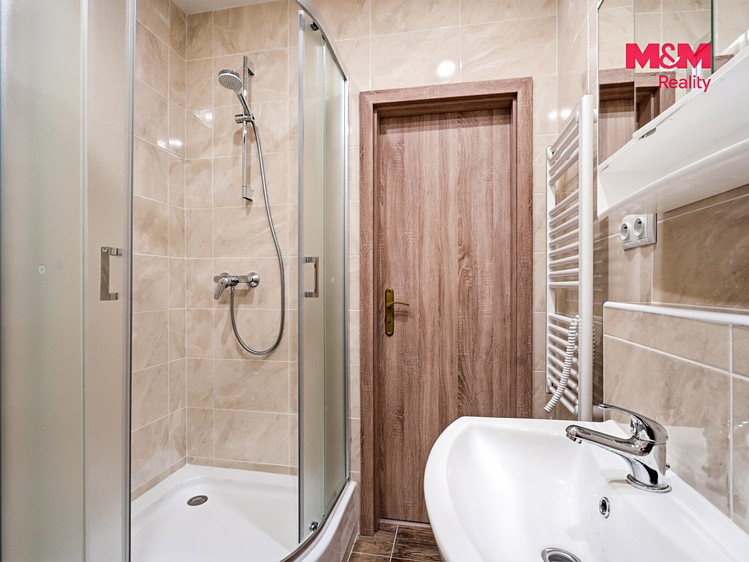 Wohnung 1+1 zum Kauf, 39 m² (10 von 13)