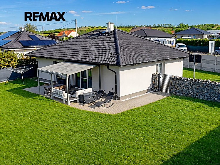 Prodej domu, 92 m² (35 z 54)