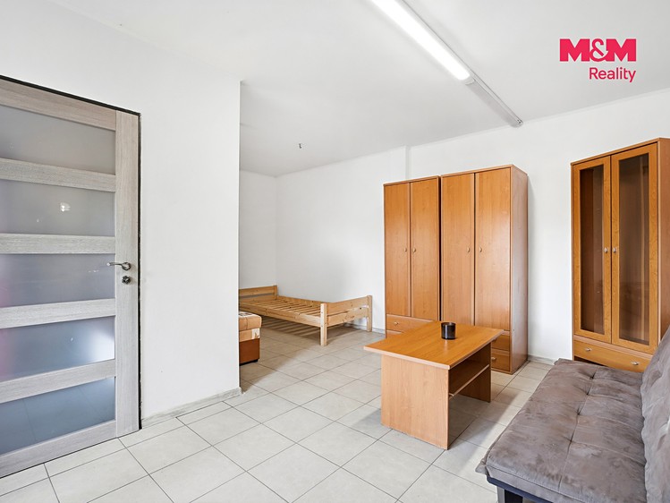 Комерційне приміщення на продаж, 293 м² (7 з 30)