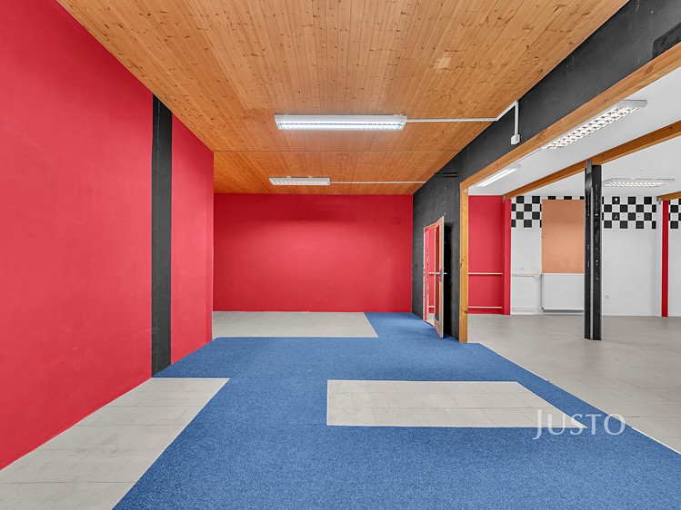 Комерційне приміщення в оренду, 170 м² (15 з 26)