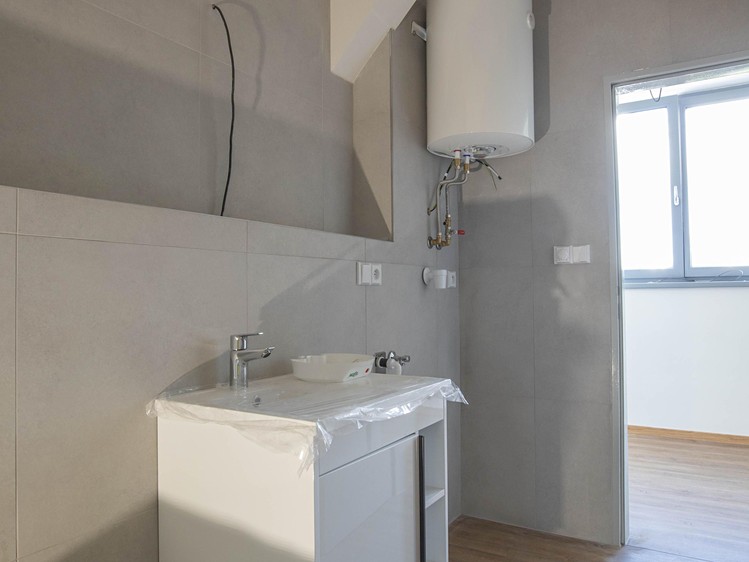 Pronájem bytu 1+kk, 64 m² (28 z 44)