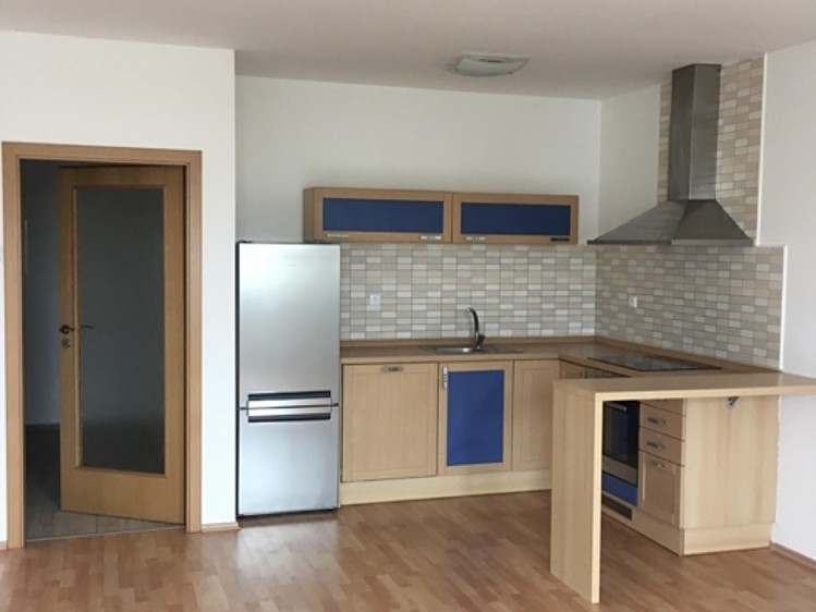 Wohnung 1+kk zur Miete, 38 m² (1 von 4)