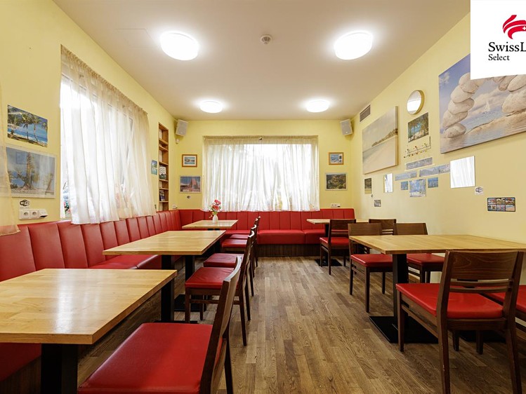 Prodej komerčního prostoru, 330 m² (6 z 26)