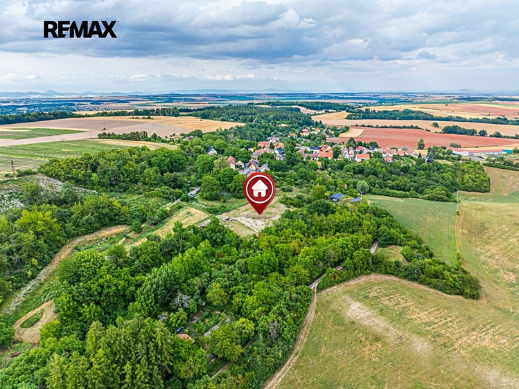Prodej pozemku, 889 m² (1 z 21)