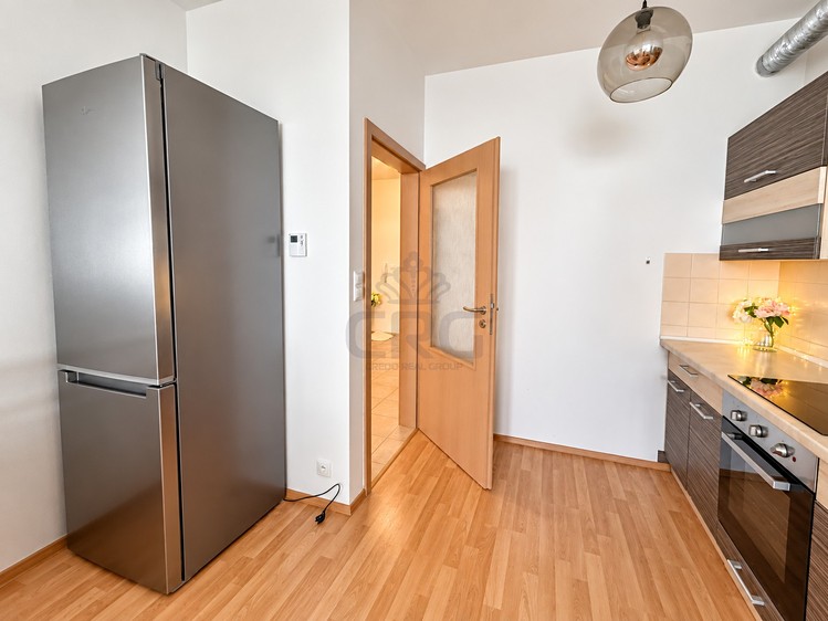 Prodej bytu 2+kk, 53 m² (14 z 62)