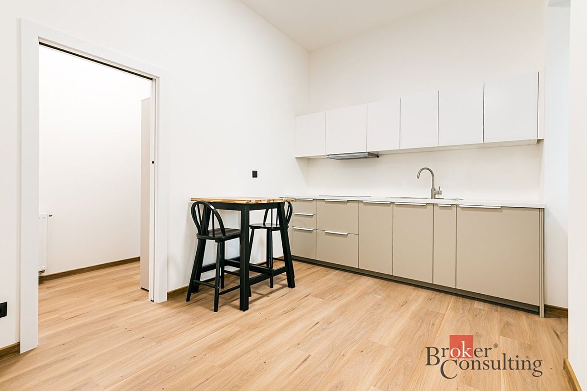 Pronájem bytu 1+kk 28 m²
