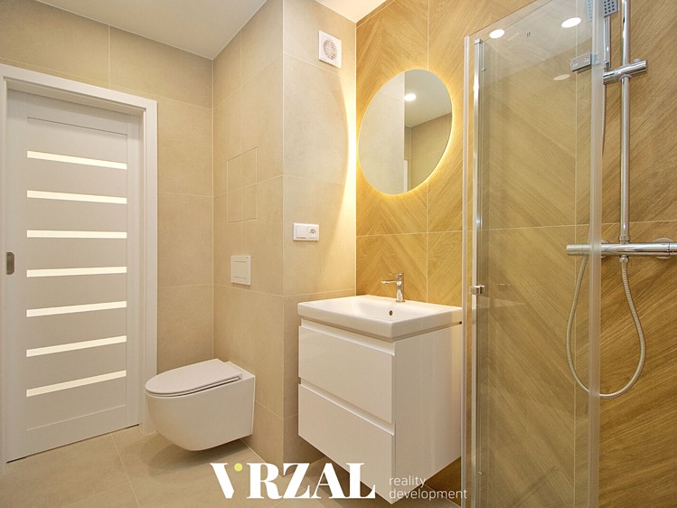 Prodej bytu 3+1, 66 m² (10 z 21)