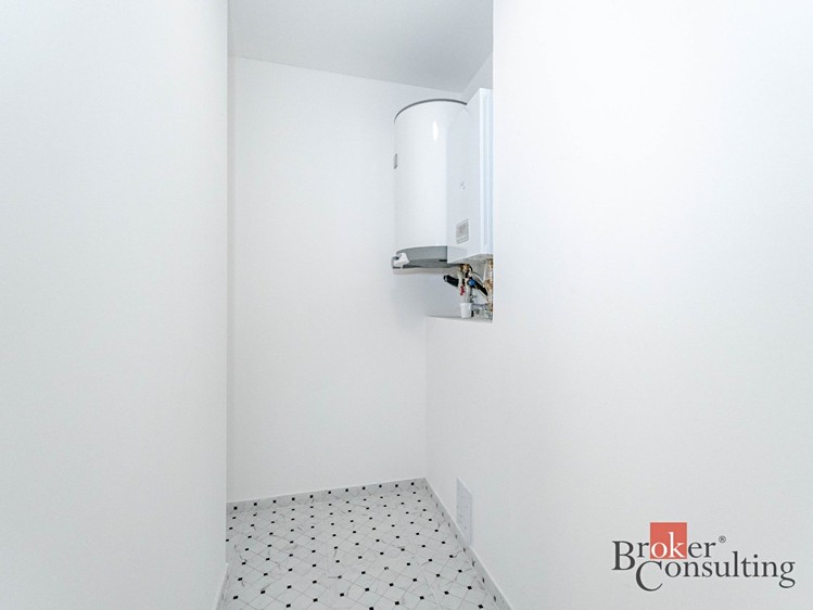 Pronájem bytu 3+kk, 84 m² (14 z 17)