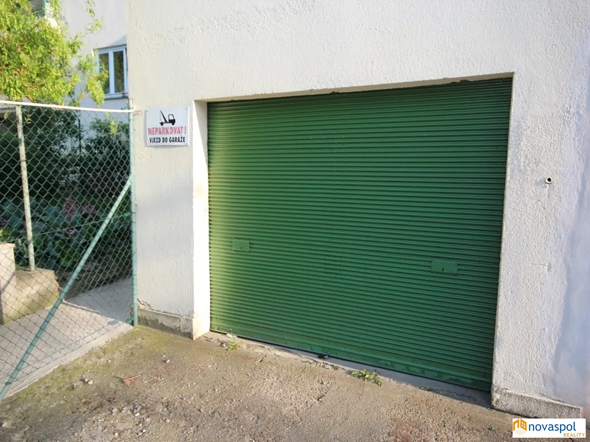 Pronájem garáže 17 m²