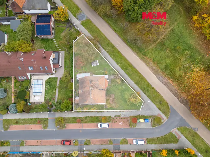 Prodej stavebního pozemku 542 m², Plzeň – náhled fotky 1