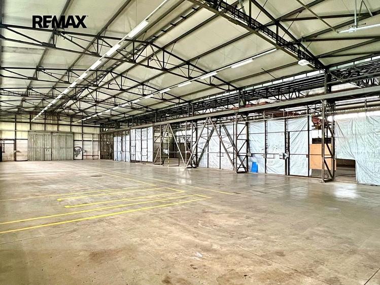 Pronájem komerčního prostoru, 6 500 m² (16 z 45)