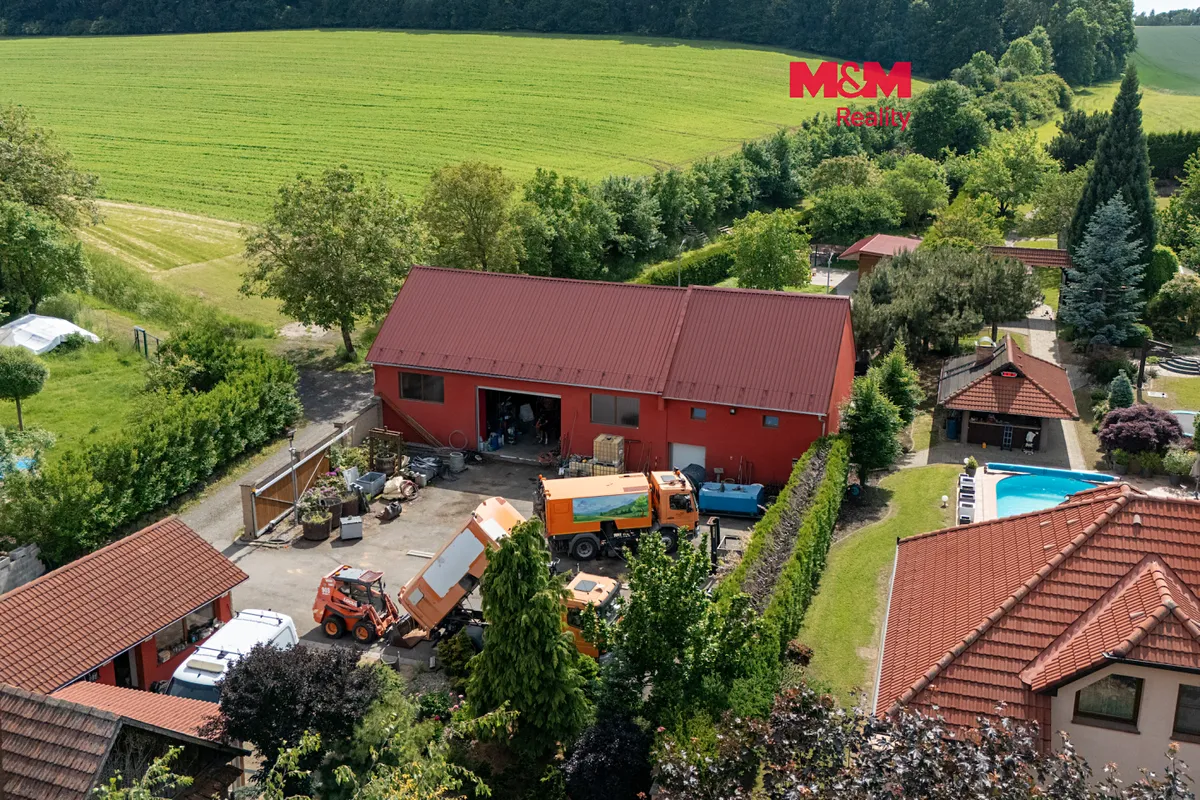 Prodej komerční nemovitosti 196 m²