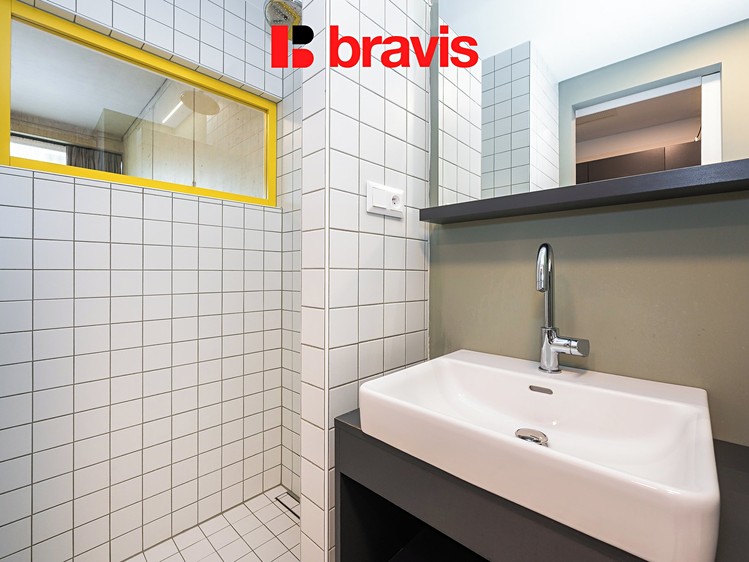 Pronájem bytu 1+kk, 24 m² (7 z 11)
