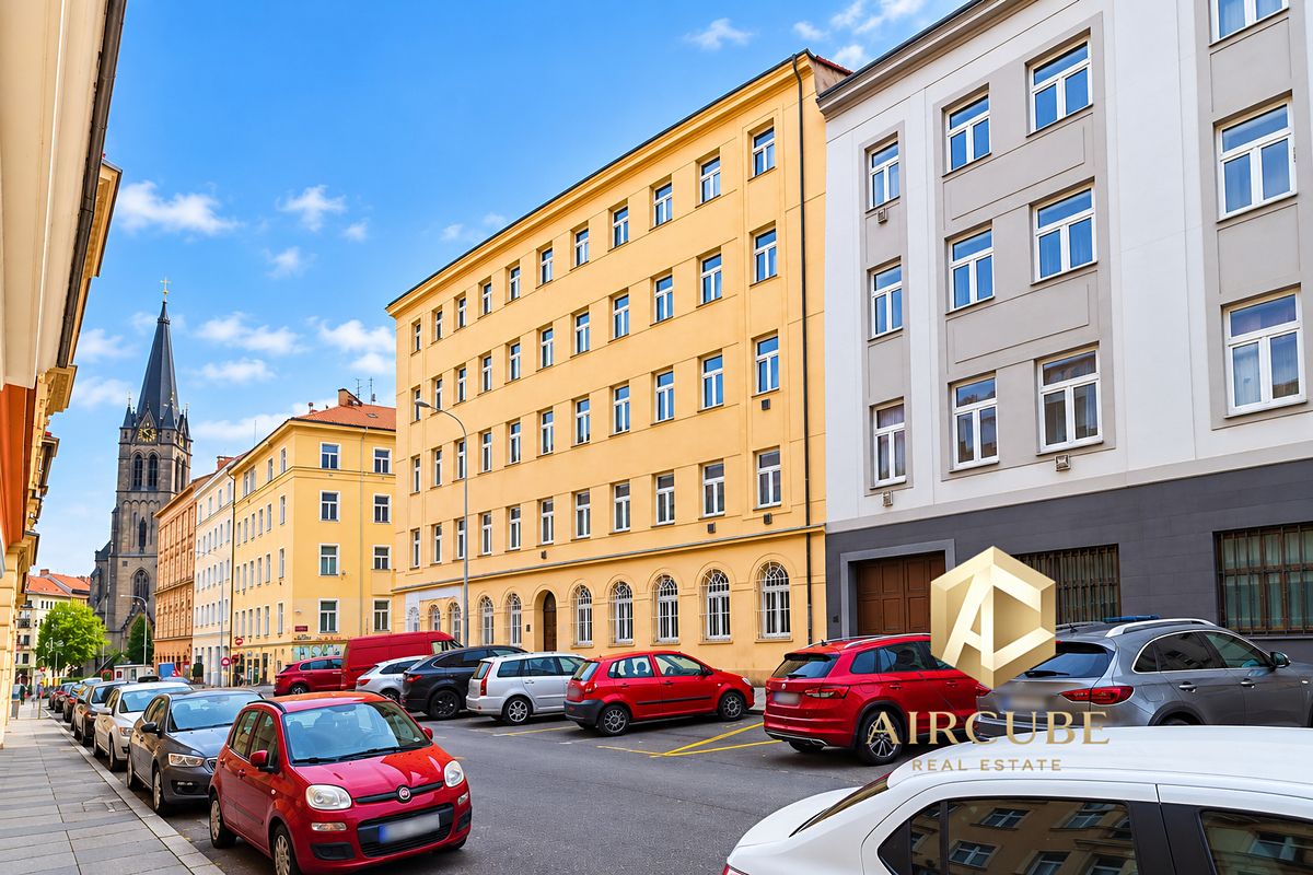 Pronájem bytu 2+kk 42 m², Praha – fotka 1 z 3