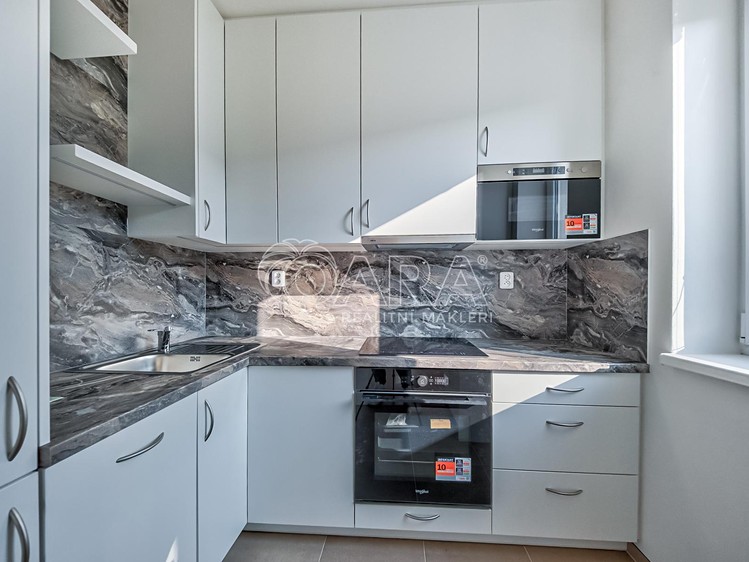 Wohnung 2+kk zur Miete, 46 m² (2 von 13)