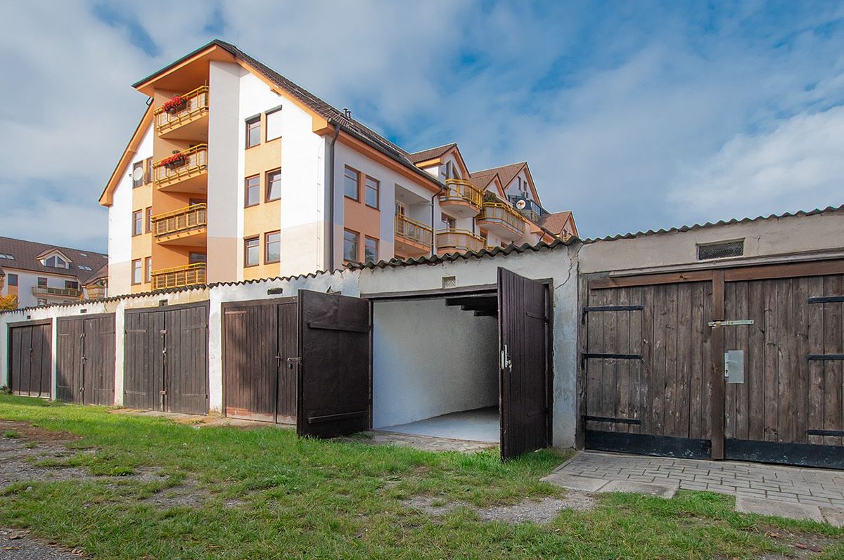 Prodej garáže 17 m², České Budějovice – fotka 1 z 3