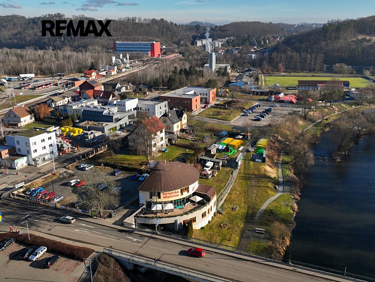 Комерційне приміщення на продаж, 200 м² (23 з 29)