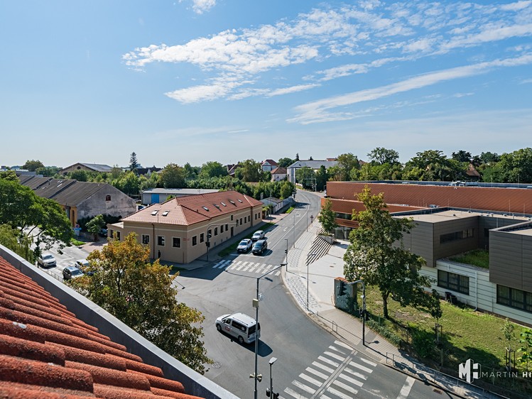 Prodej bytu 2+kk, 104 m² (37 z 56)