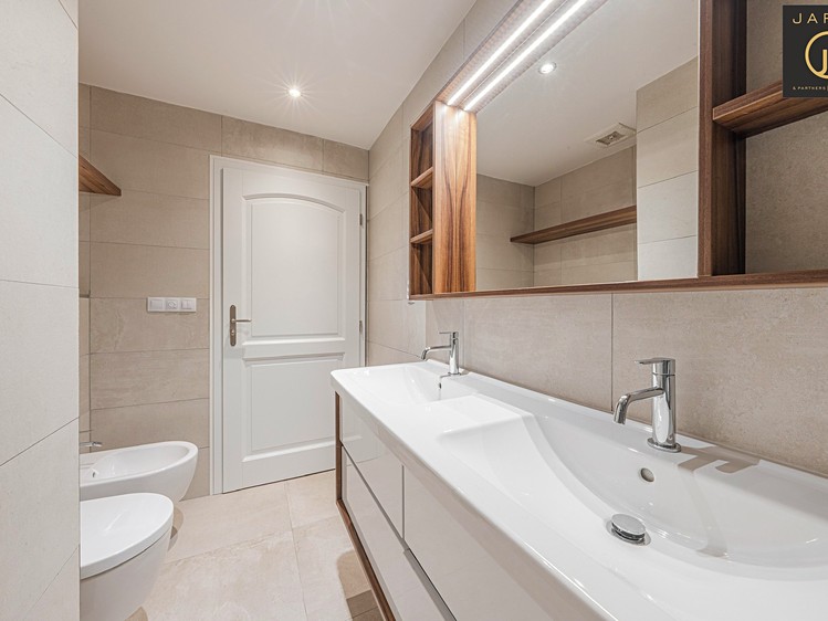 Wohnung 4+kk zum Kauf, 129 m² (10 von 21)