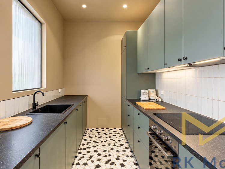 Квартира 3+kk в оренду, 77 м² (4 з 9)