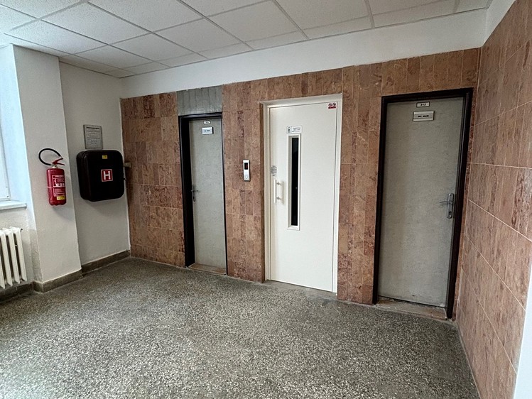Pronájem komerčního prostoru, 600 m² (18 z 26)
