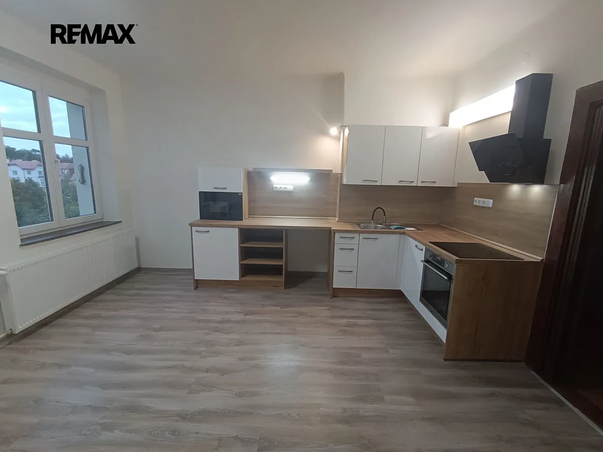 Pronájem bytu 3+1 114 m²