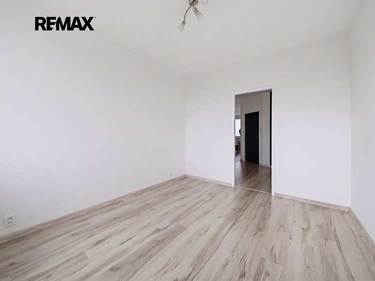 Prodej bytu 4+1, 84 m² (10 z 27)