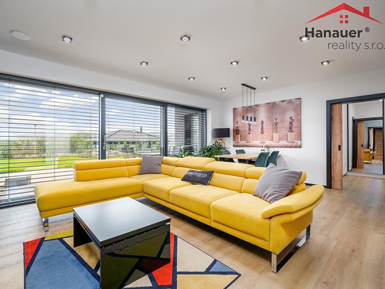 Prodej domu, 158 m² (2 z 29)