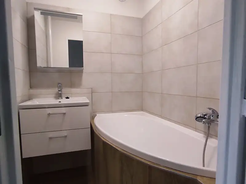 Pronájem bytu 3+1 63 m², Bruntál – náhled fotky 3
