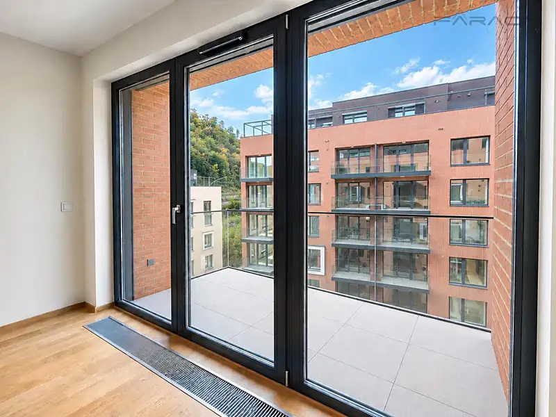 Pronájem bytu 2+kk 55 m², Praha – náhled fotky 2