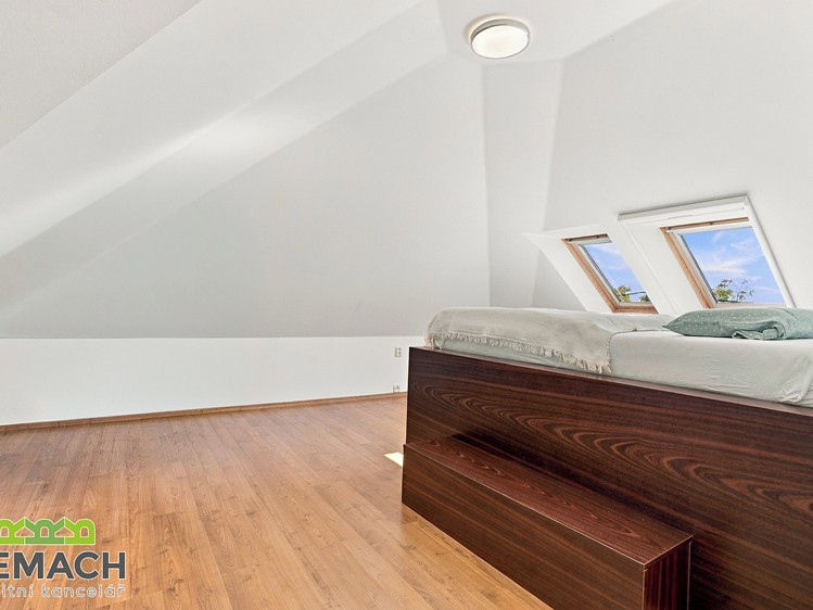 Квартира 4+kk на продаж, 112 м² (18 з 35)