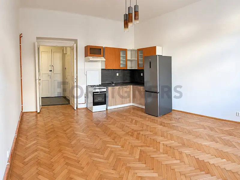 Pronájem bytu 2+kk 62 m², Praha – náhled fotky 1