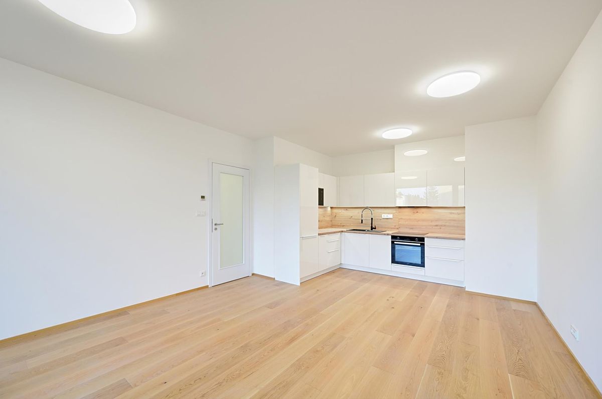 Pronájem bytu 2+kk 51 m²
