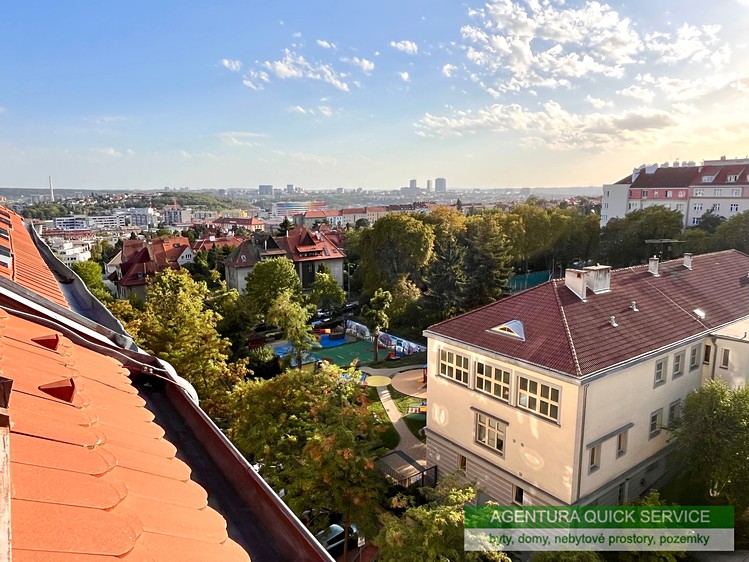 Квартира 4+kk в оренду, 150 м² (4 з 17)