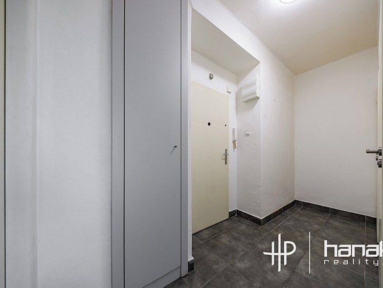 Pronájem bytu 1+1, 34 m² (5 z 13)