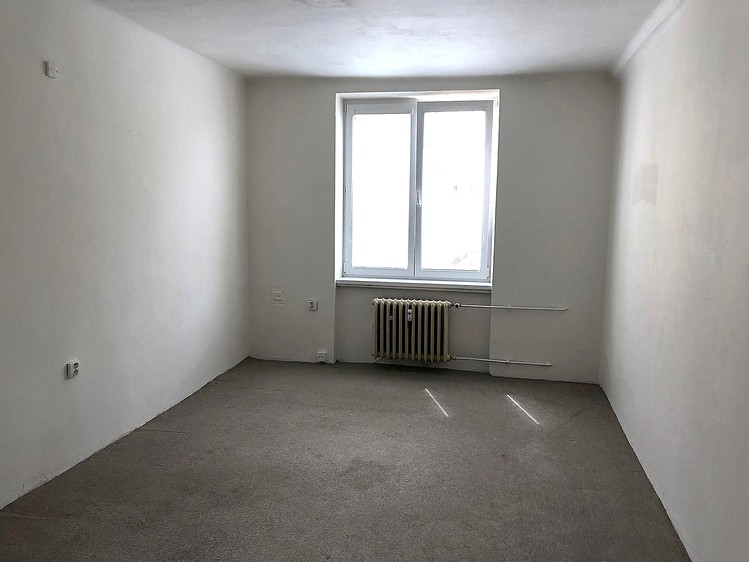 Pronájem bytu 2+1, 60 m² (3 z 10)