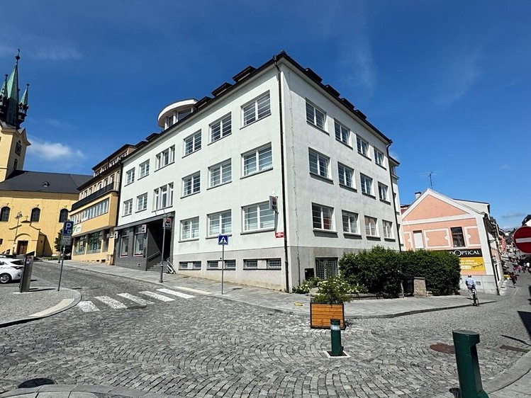 Pronájem komerčního prostoru, 198 m² (10 z 13)