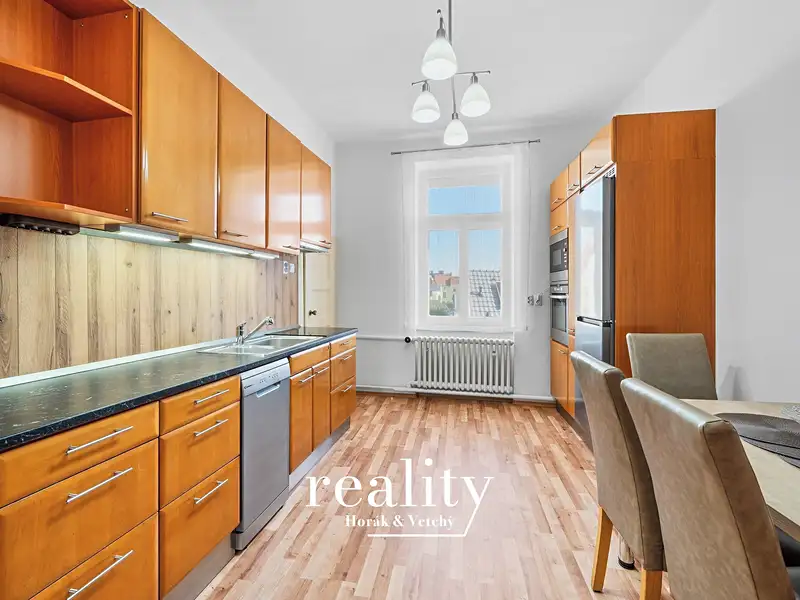 Pronájem bytu 2+1 65 m², Znojmo – náhled fotky 1
