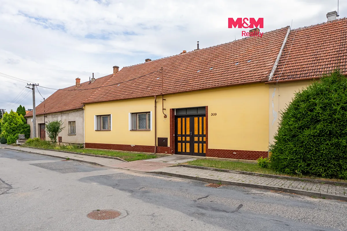 Prodej rodinného domu 120 m², pozemek 1381 m²
