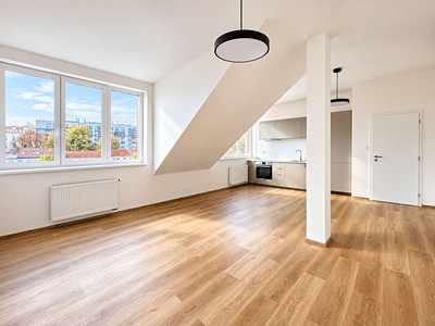 Pronájem bytu 3+kk, 76 m² (3 z 20)