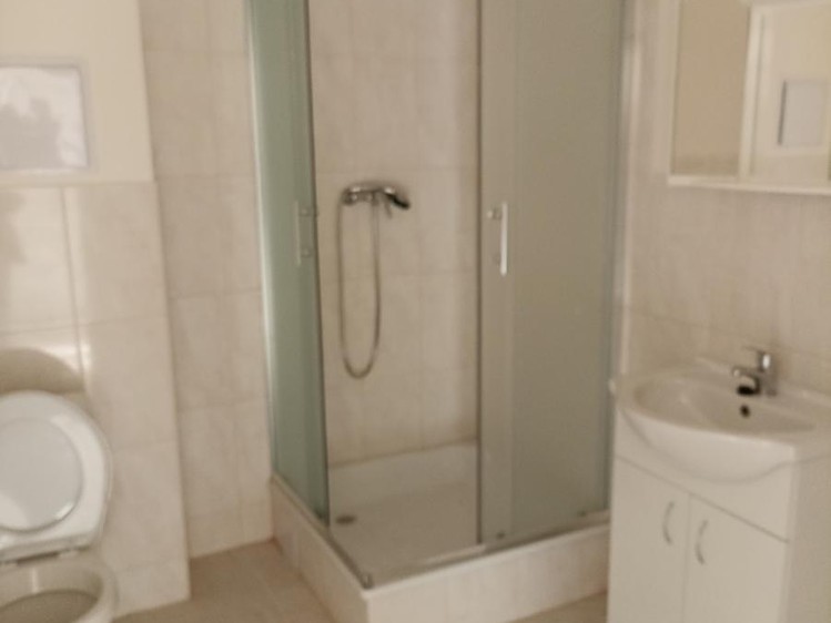 Pronájem bytu 3+kk, 88 m² (2 z 12)