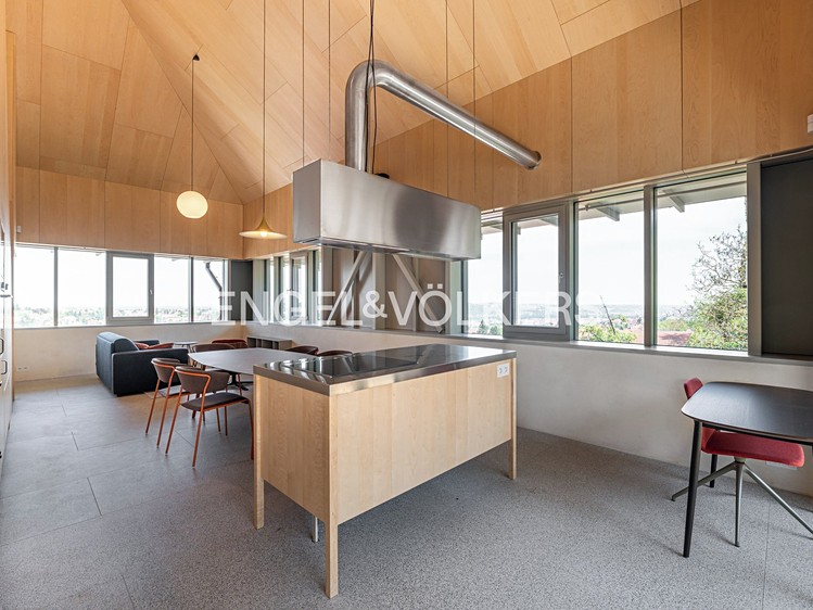 Квартира 3+kk в оренду, 108 м² (2 з 12)