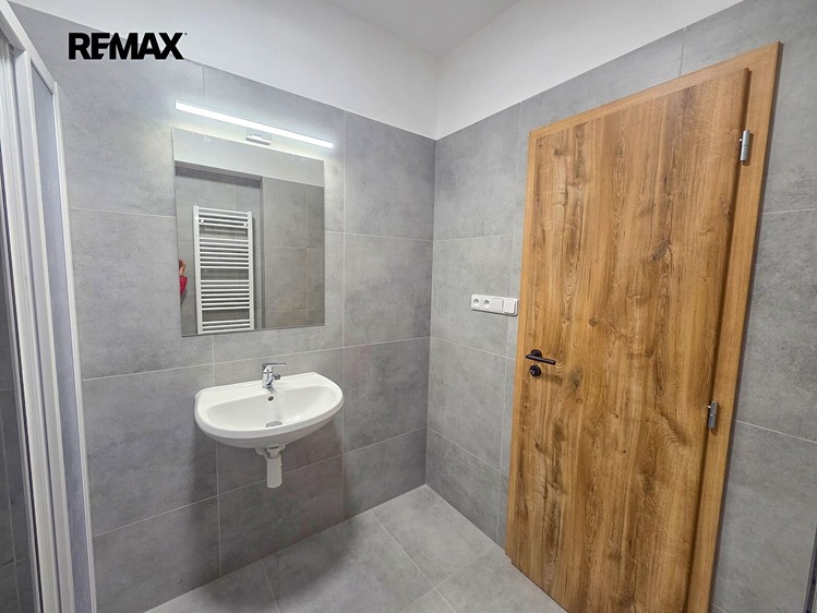 Квартира 1+1 в оренду, 44 м² (10 з 15)