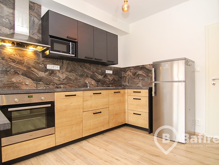 Квартира 1+kk в оренду, 33 м² (5 з 13)